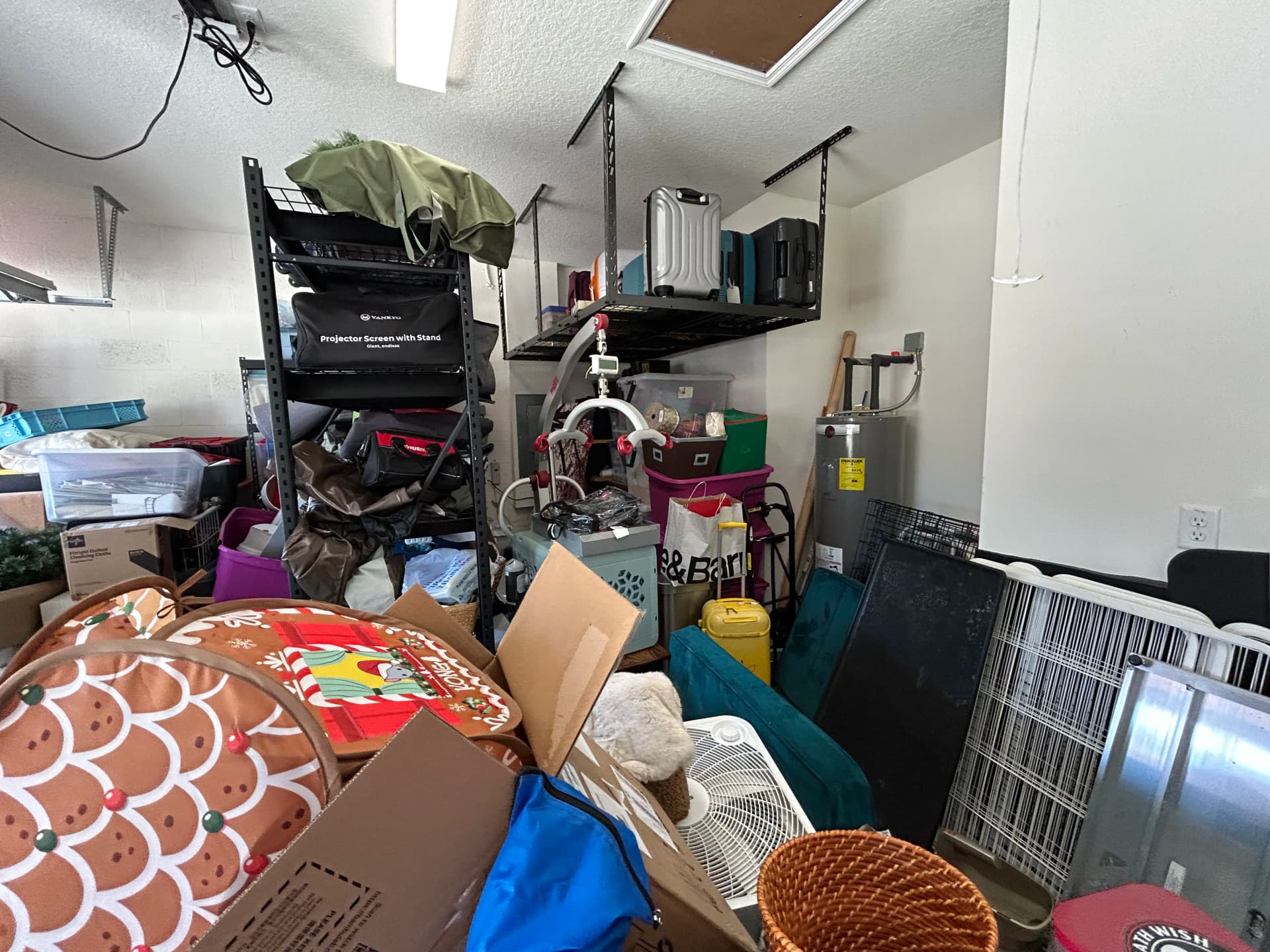 Gallery photos for Garage Transformation Part 1 Clutter Cleanout: Image #2